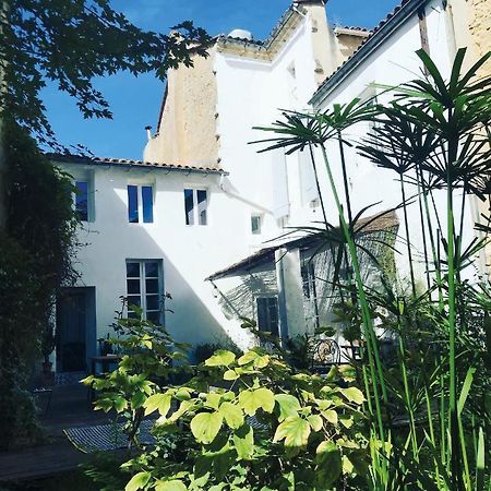Maison Matejewski Chambre D'Hotes Avec Jardin Blaye Esterno foto